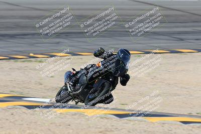 media/Oct-06-2024-Race Pace (Sun) [[d7d39ec7ad]]/9-Bowl Exit (940am)/